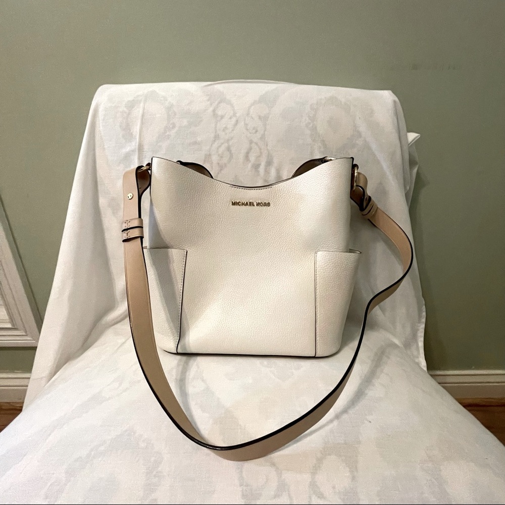 Michael Kors purse NEW - Picture 2 of 10